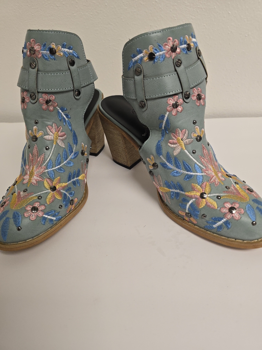 Embroidered Floral Heeled Mules - Sage Green